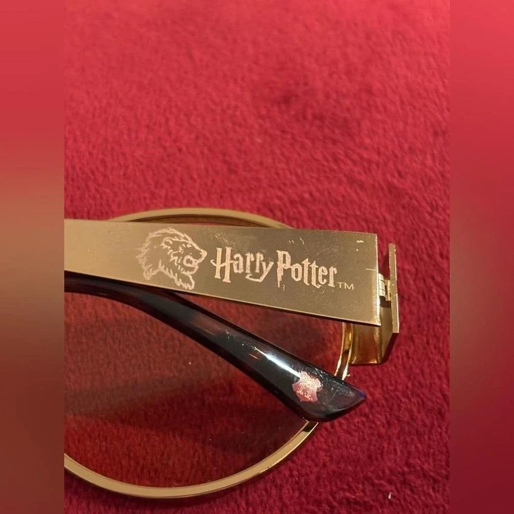 Harry Potter Gryffindor Gold Round Sunglasses with Hogwarts Pouch Yellow Lens